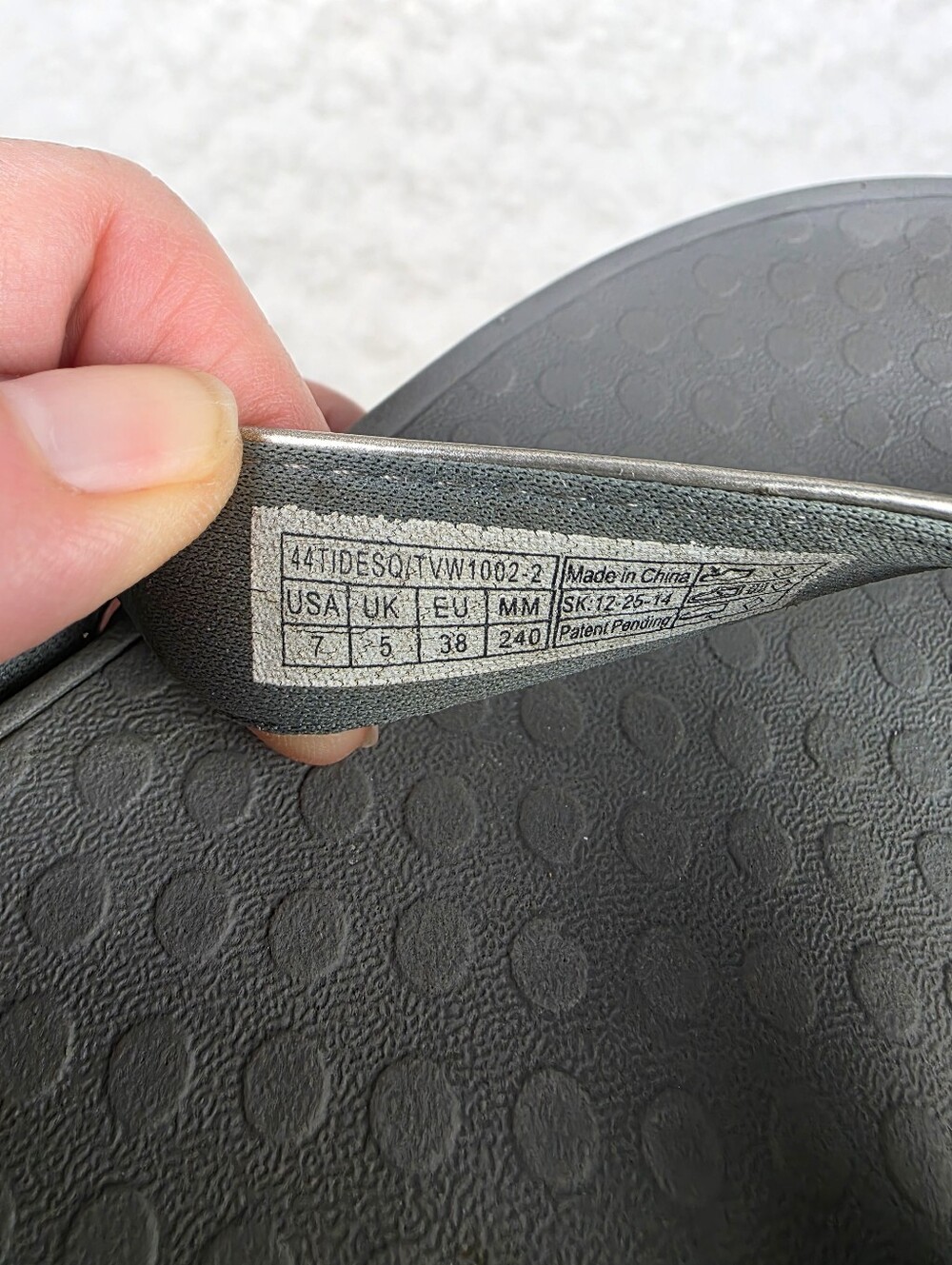 Vionic Tide SQ Silver Sequin Flip-Flop Sandals Size 7 - Picture 3 of 7